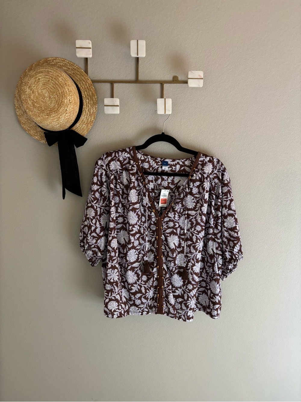 NWT Old Navy Short Sleeve Beaded Top XL